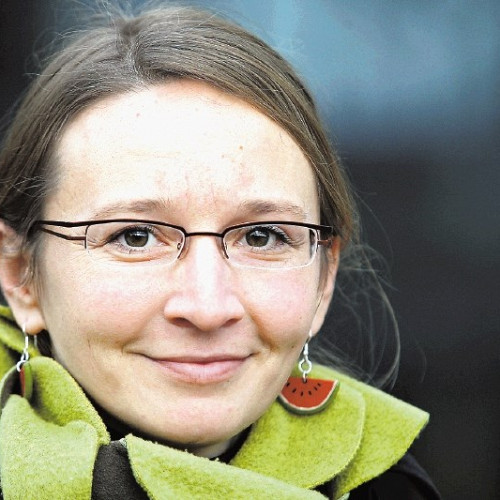<small>izr. prof. dr.</small>Tanja Kamin
